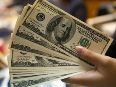 Արգելվում է ՌԴ-ից 10 000 դոլարը գերազանցող կանխիկ արտարժույթի արտահանումը. ՊԵԿ