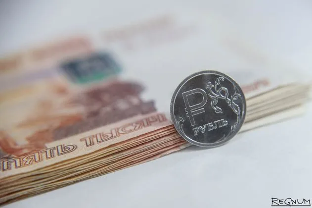 Ռուբլու կայուն փոխարժեքը գլխացավանք է դարձել բանկերի համար․ Bloomberg
