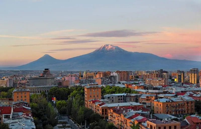 Երևանի փոքր կենտրոնում ժամը 07։00-21։00-ն կարգելվի 1․5 տոննա առավելագույն բենռվածությամբ բեռնատարների մուտքը