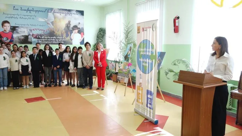 «Աշխարհն առանց թափոնների». Երևանի ևս 30 դպրոցներ տեսակավորում են թափոնները
