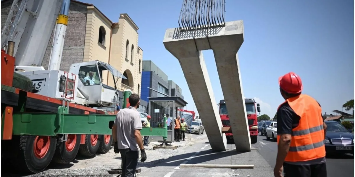 Երևանի հյուսիսային ավտոկայանի մոտ վերգետնյա հետիոտնային անցում է կառուցվում