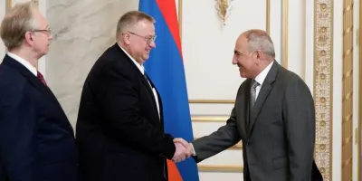 Փաշինյանն ու Օվերչուկը քննարկել են Հայաստան-Ռուսաստան երկկողմ օրակարգին վերաբերող հարցեր