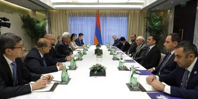 Ենթակառուցվածքային ներդրումների ասիական բանկի նախագահի հետ քննարկեցինք համագործակցության հեռանկարները. Փաշինյան