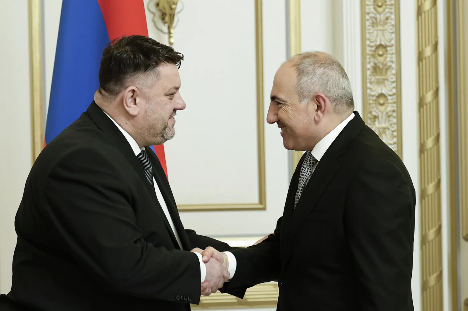 Փաշինյանը Բուլղարիայի փոխվարչապետի հետ հանդիպմանը նշել է, որ երկու երկրների միջև առկա բարձր մակարդակի հարաբերությունները պետք է հիմք լինեն տնտեսական համագործակցության զարգացման համար