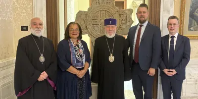 Վեհափառը «Save Armenia» հուդայա-քրիստոնեական դաշինքի անդամների հետ հանդիպման ժամանակ իր մտահոգություններն է արտահայտել Բաքվում պահվող հայերի իրավունքների առնչությամբ