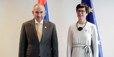 Վիզաների ազատականացման շուրջ արձանագրվել է զգալի առաջընթաց. վարչապետն ու ԵՄ հանձնակատարը հանդիպում են ունեցել