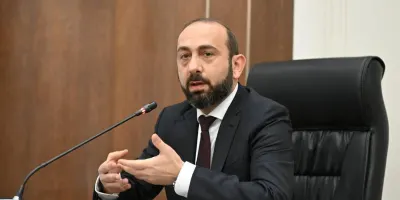 Սա ակնհայտորեն հակասում է ԵԱՏՄ կարգավորումներին. ԱԳ նախարարը՝ ՌԴ-ում 90 օրից ոչ ավելի մնալու որոշման մասին