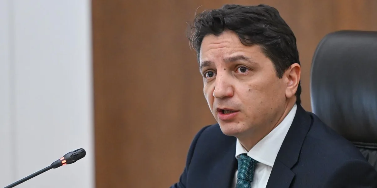 Էկոնոմիկայի և բարձր տեխնոլոգիական արդյունաբերության նախարարությունների ծախսերը  կկրճատվեն