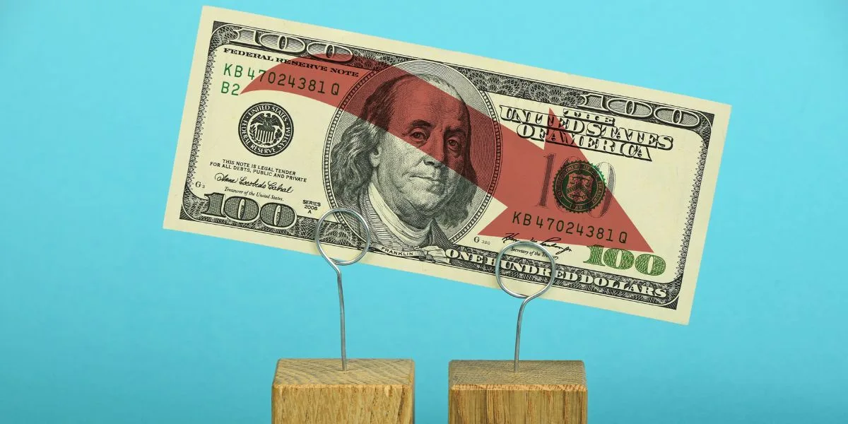 Դոլարն ու եվրոն շարունակում են էժանանալ