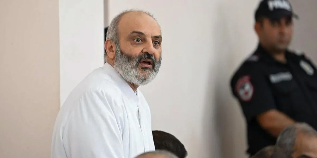 Դատարանը երկու ամսով երկարաձգել է Բագրատ Սրբազանի կալանքը