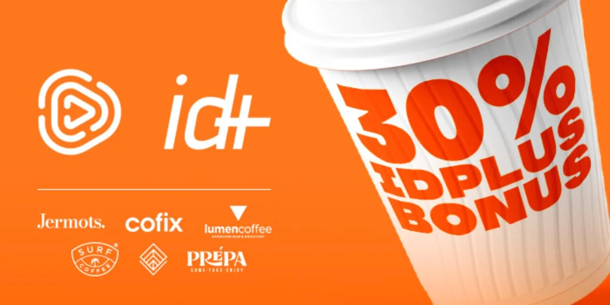 Лето начинается с холодного кофе, особенно если он приносит бонусы: Idram&IDBank
