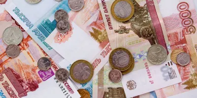 Օդանավակայանում հայտնաբերվել են մաքսային հսկողությունից դուրս բերվող 30 բջջային հեռախոս և 14 միլիոն ռուսական ռուբլի