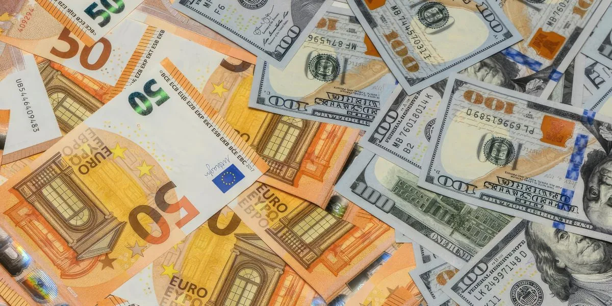Արտարժույթի շուկա. Կենտրոնական բանկը սահմանել է նոր փոխարժեքներ, դրամն արժևորվում է