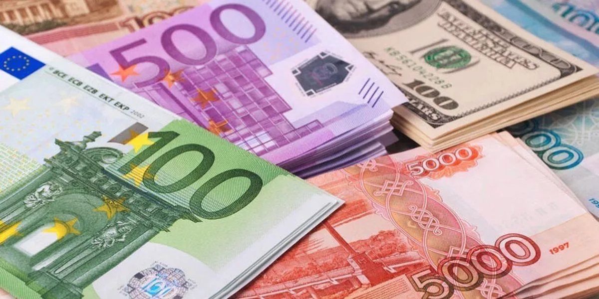 Դոլարի փոխարժեքն աճել է, եվրոն՝ նվազել