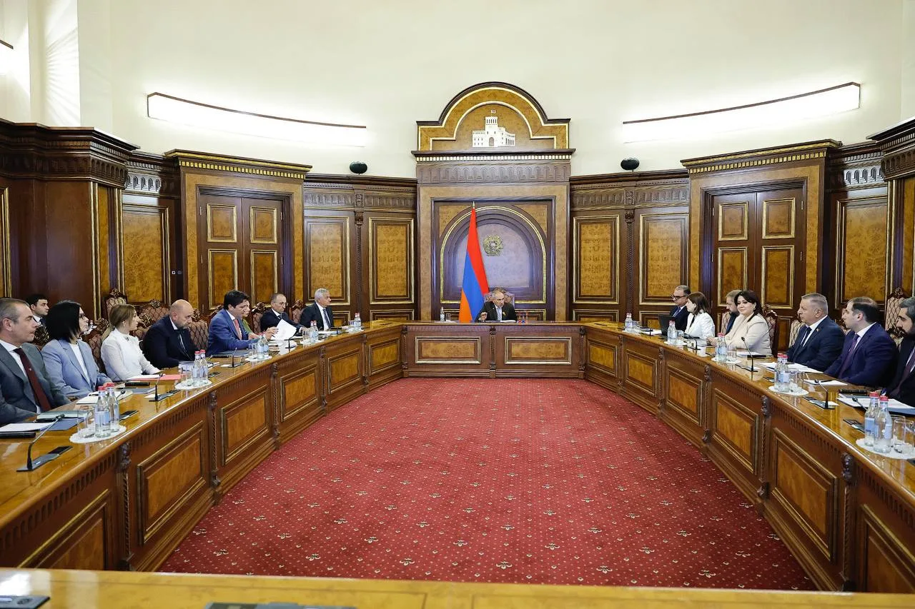  Քննարկվել է մինչև 200 հազար դրամ աշխատավարձ ստացողների ապահովագրությունը․ Փաշինյան
