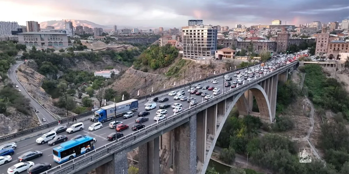 Կիևյան կամրջի աշխատանքներն ավարտվել են 