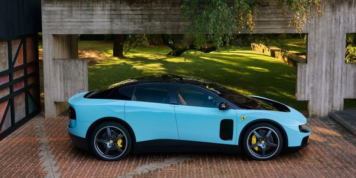 Ferrari-ի առաջին էլեկտրամեքենան աճուրդում վաճառվել է ռեկորդային գնով