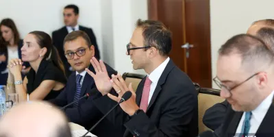 ԿԲ նախագահի տեղակալը դեսպանահավաքի մասնակիցներին ներկայացրել է գլոբալ մակրոտնտեսական իրավիճակը