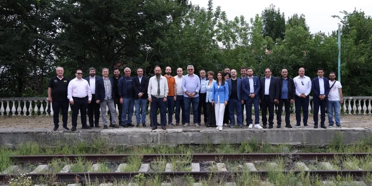 ԱԳՆ ղեկավար կազմը այցելել է Հայաստան-Թուրքիա սահմանին «Ախուրիկ» անցակետ և Գյումրի-Կարս երկաթգծի «Ախուրյան» կայարան