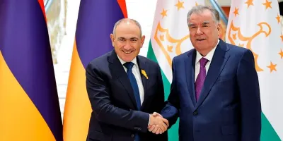 Բիշքեկում ընթանում է Նիկոլ Փաշինյանի հանդիպումը Տաջիկստանի նախագահի հետ