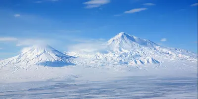 Գաղտնիքներ՝ սառույցների տակ․ գիտական խումբը ուսումնասիրում է Արարատի սառցադաշտերը