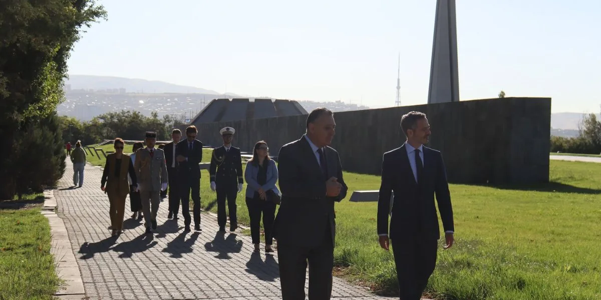 ՀՀ-ում Ֆրանսիայի նորանշանակ դեսպանը այցելել է Հայոց ցեղասպանության հուշահամալիր